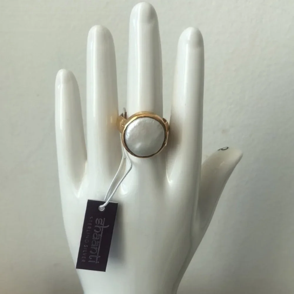 SHAANTI JEWELS Gold Plated 925 Sterling Silver Baroque Moth of Pearl Ring 7.5